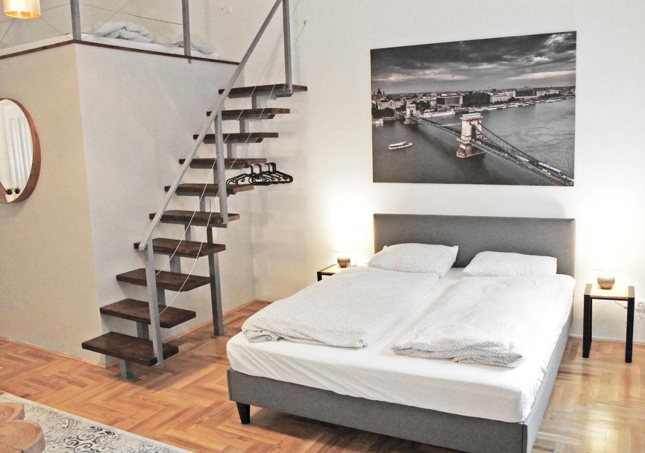 Luxury New Apartment With Gallery At Dob Street Nearby Gozsdu Court Budapest Esterno foto
