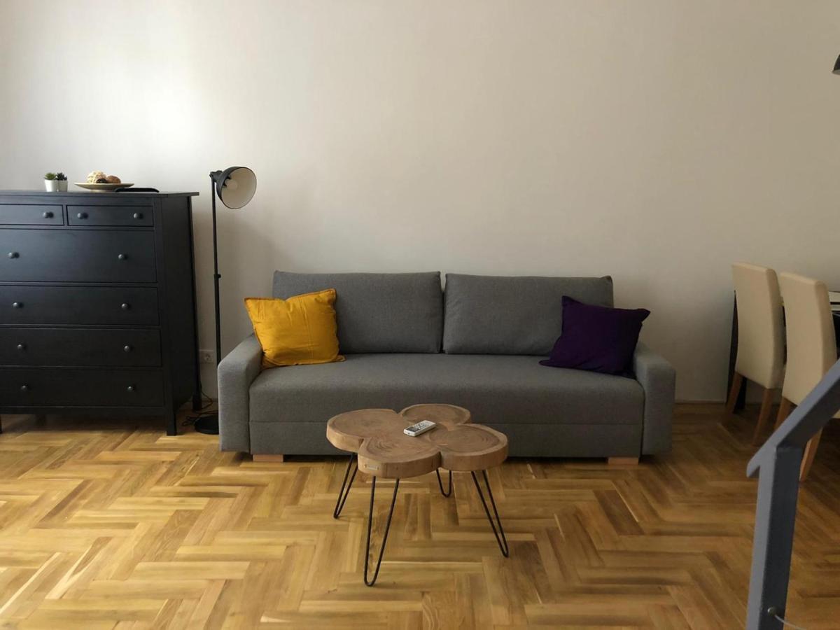 Luxury New Apartment With Gallery At Dob Street Nearby Gozsdu Court Budapest Esterno foto